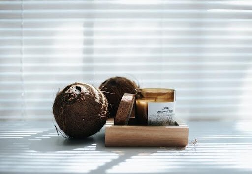 10 Manfaat Minyak Kelapa Dara Yang Terbukti Berkesan